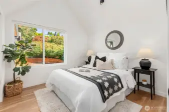 2nd Upstairs Bedroom