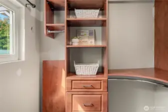 Built in closet system