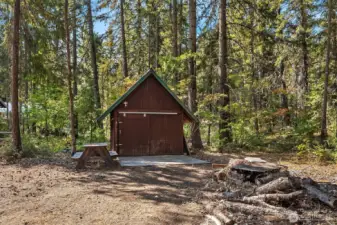 Extra storage shed for all your toys!