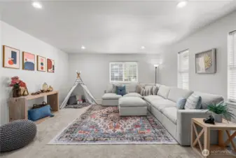 Huge bonus room!