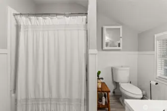 Primary ensuite full bath