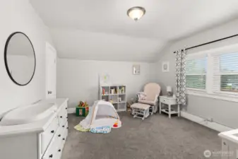 Guest bedroom 2