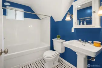 Primary bath
