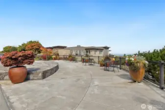 Just one of the many seating areas located within the complex. This is right next to the building the unit is located in.