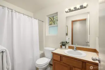 4 piece guest bathroom across the hall from the guestrooms.