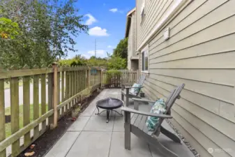 Side patio area for enjoying fireside chats