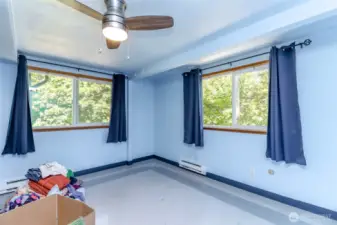 Upper level corner roommates