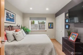 1 of the bedrooms is on the main floor. So versatile!