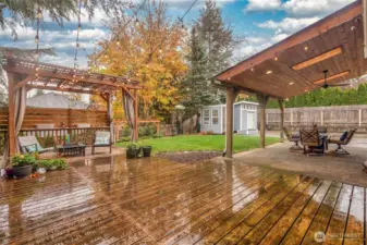 A perfect trellis is a wonderful touch.