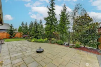 Back of home on Green Belt, fully fenced in back yard, beautifully landscaped, & raised garden beds