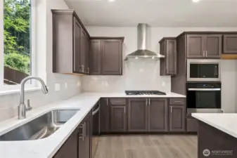 Photo's are for representational purposes only. Colors and finishes may differ.