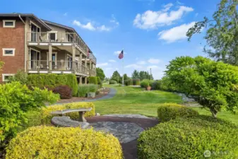 Complex has fitness area, hot tub, elevators.