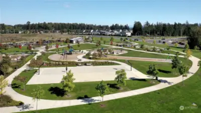 If you’re looking for a perfect spot to walk or run in South Hill, Sunrise Park is the place to be. This scenic park offers a variety of amenities for all fitness enthusiasts, including a playground, restrooms, a basketball court, and a covered shelter. Whether you’re in the mood for a leisurely stroll or an invigorating run, Sunrise Park provides an ideal setting with its beautiful surroundings and well-maintained facilities—a true haven for outdoor activity.