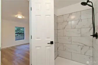 Primary bath updates include NEW tiled tub surround & Vanity.