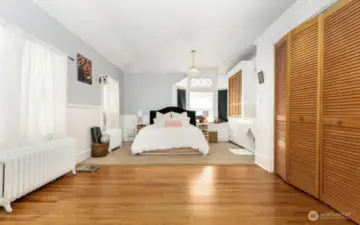Unit 4 Previous Tenant