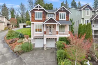 RARE FIND! GORGEOUS CUSTOM BUILT HOME W/ELEVATOR