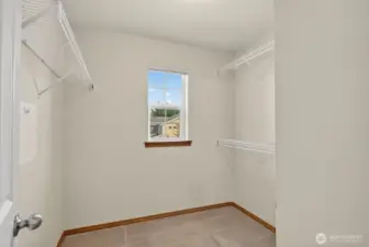 Primary bedroom Walk-in closet