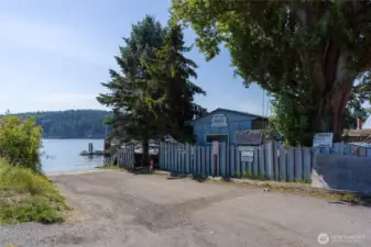 Boat launch