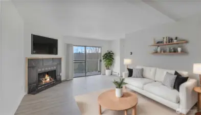 Welcome home to this amazing Lea Hill condo! **Virtually Staged**