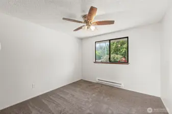 Bedroom #1