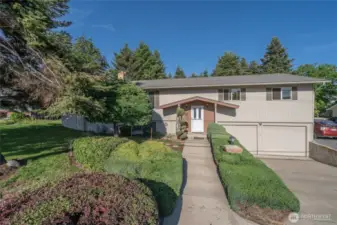 1431 Eastmont