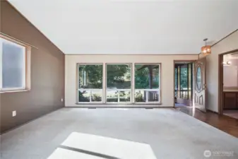 So much natural light!