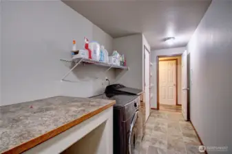 laundry on mainfloor