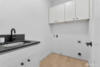 Laundry w/ Utility Sink