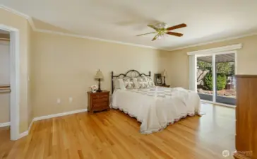 Expansive primary, private slider to garden