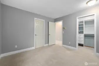 Primary bedroom has walk-in closet.