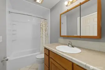 Bathroom has heated floors!