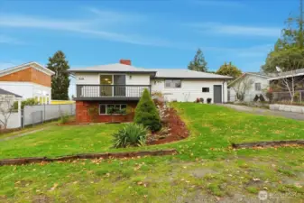 1 Story home with a daylight basement and side entry to lower level. A perfect setup for multigenerational living
