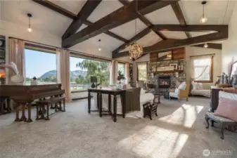 Vaulted Ceilings & huge picture windows