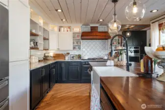 Farmhouse Kitchen