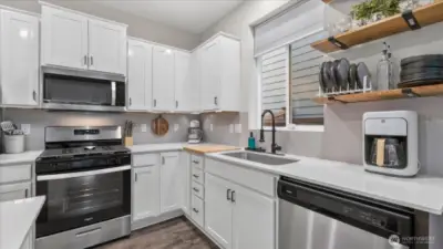 Appliances stay with kitchen