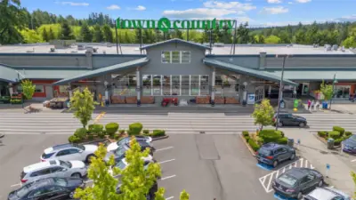 Mill Creek Town Center features more than 80 shops, restaurants and services including Town & Country Market, numerous fitness centers and a library. Just north of the Town Center is a Sports Park, skate park, Sprouts Farmer’s Market and Arena Sports & Entertainment Center, which offers indoor soccer, bowling, laser tag, inflatable fun zone, arcade games & restaurant/bar.