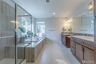 Look at that ensuite bathroom!