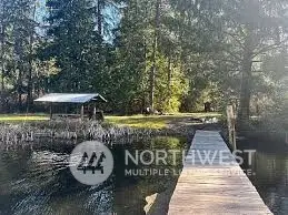 Cedar Ponds Park and dock