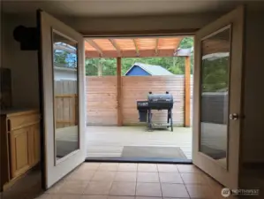 Dining Room to Deck and Back/Side Yard