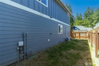 Side/Back Yard