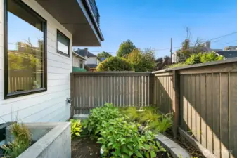 Entry area has a fully-fenced yard area.