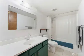 Full Bathroom