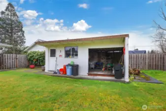 Garden shed