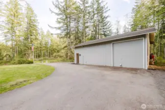 Shed