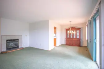 Living room to dining room