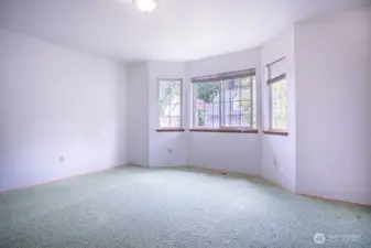 Secondary bedroom