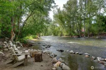 No bank Twisp Riverfront.  Dunk in right here, right now.