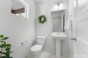 Photographs are for illustrative purposes only. Features, finishes, interior/exterior colors, landscaping and floorplan shown may vary from actual homes built.