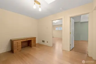 Rec room/2nd bonus room in the front of the house