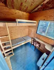 Sleeping area in Gemini cabin.